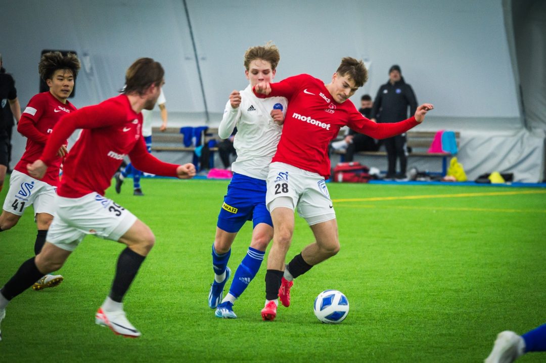 Urheilukaupunki Joensuu Otteluraportti: Mainio tasapeli tuomisina hyytävästä Oulusta: AC Oulu - JIPPO 2-2 (1-0)
