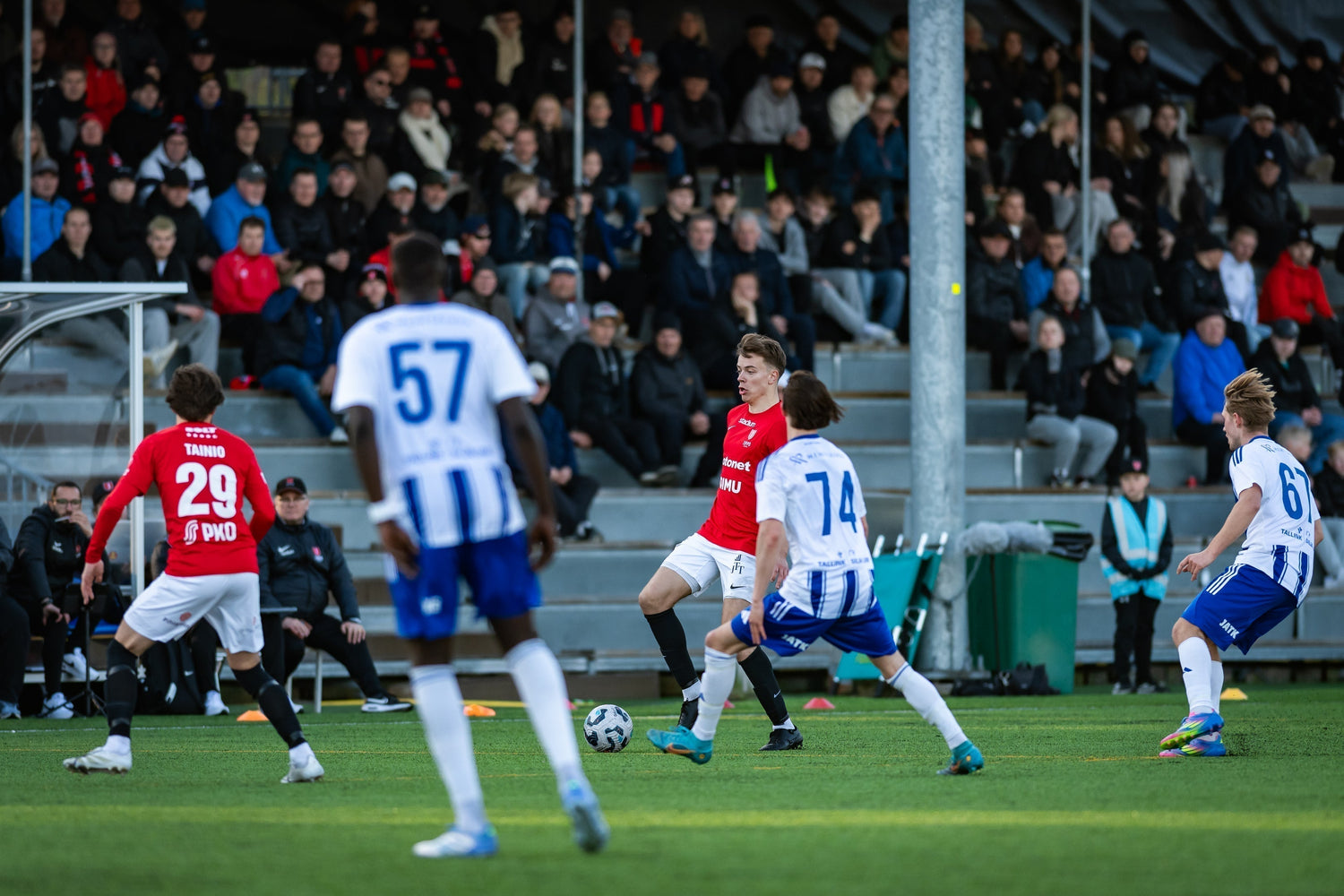 Jippo haastaa HJK:n reservijoukkueen vieraskentällä - "Tempo tulee varmasti olemaan korkealla"