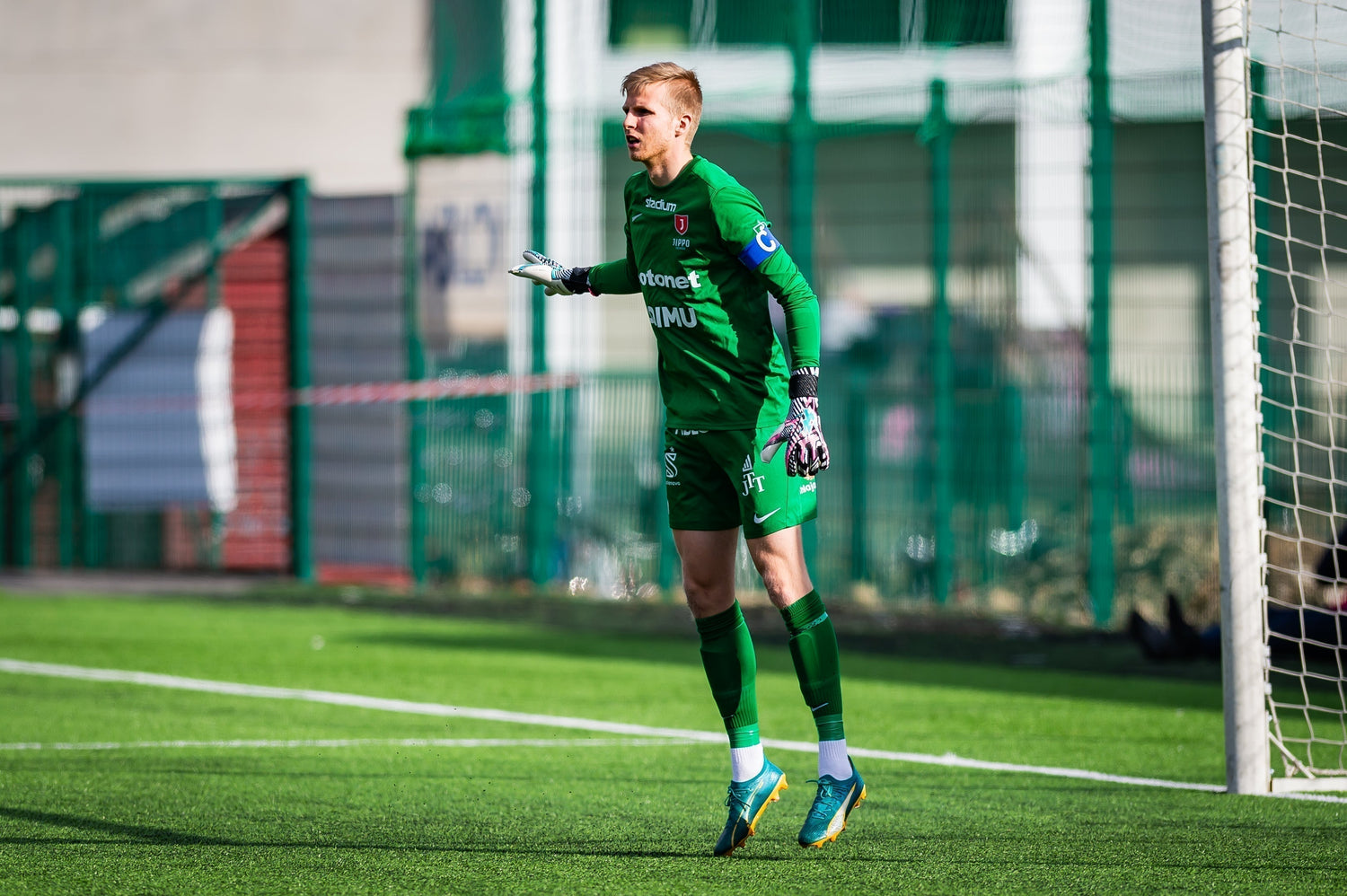 Punamustat joukkueet kohtaavat jälleen Mehtimäellä - "Paljon tunnetta, paljon vauhtia"