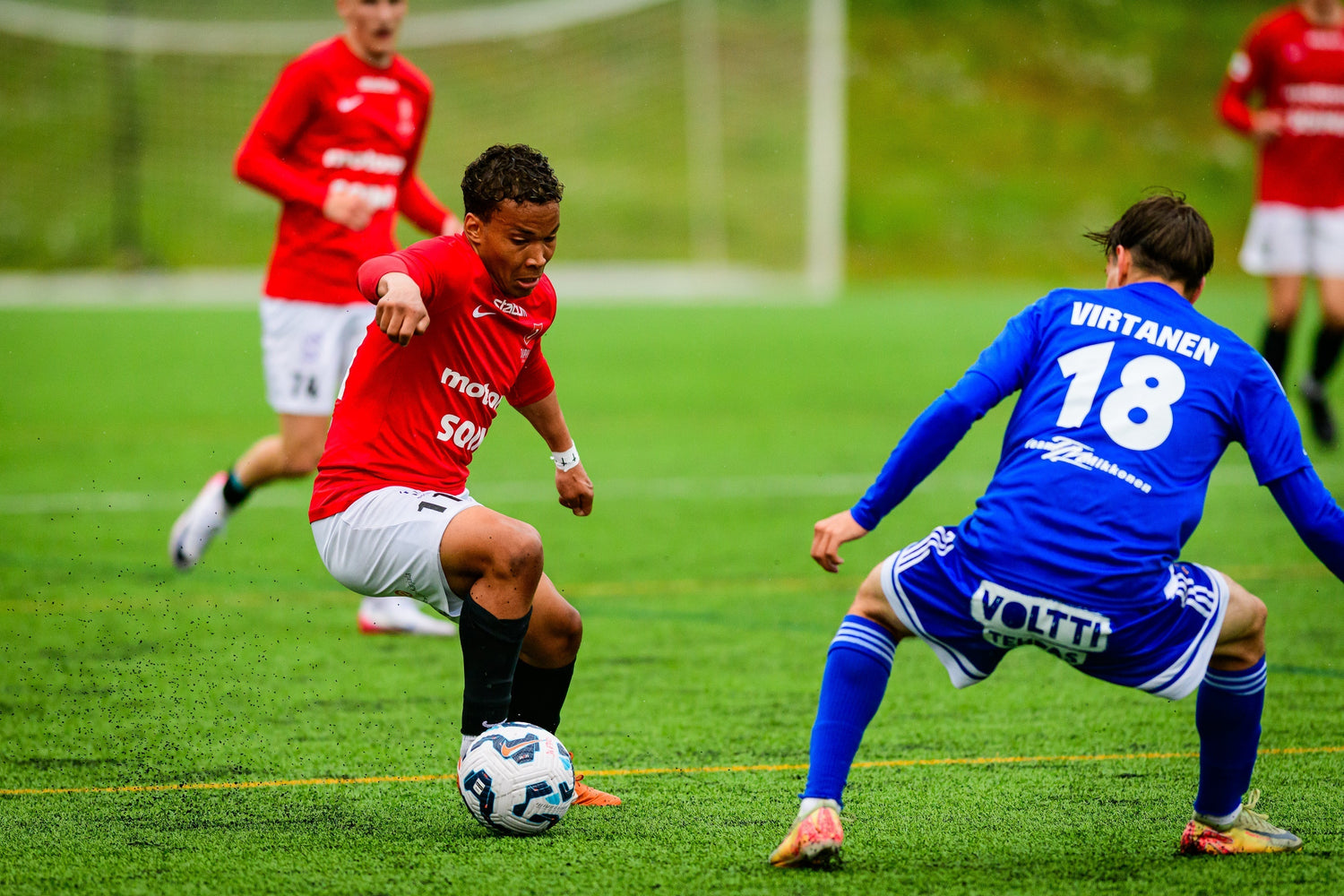 Perinteinen rokkipeli keskiviikkona helteisellä Mehtimäellä - "Meidän pitää tehdä oma juttumme hyvin"