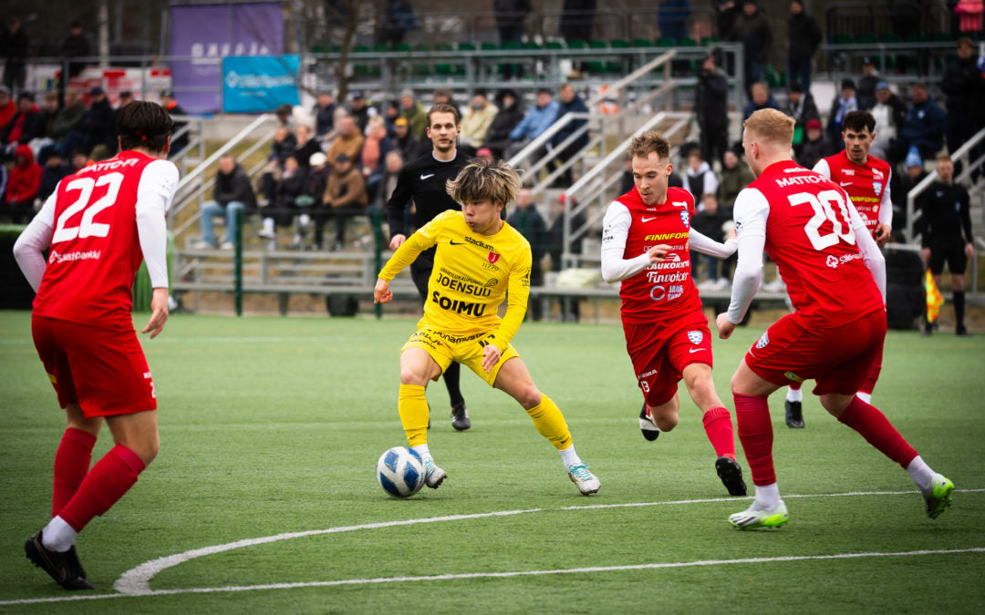 Urheilukaupunki Joensuu Otteluraportti: Ykkösliigan voittosarake komeasti auki: SalPa - JIPPO 0-3 (0-2)