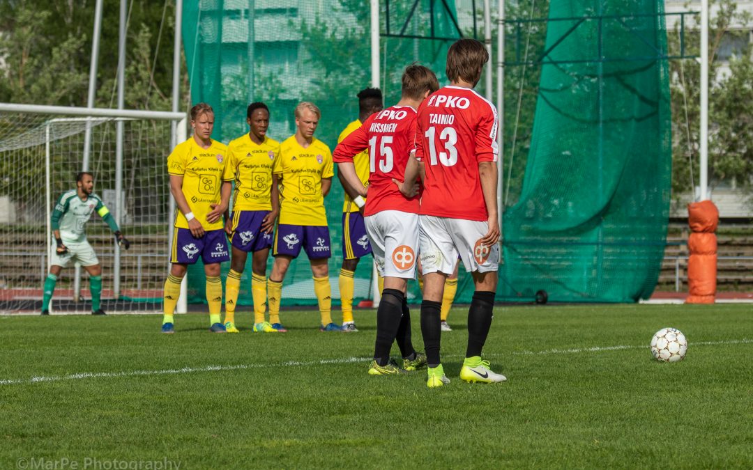 JIPPO kävi ryöstöretkellä FC Vaajakosken vieraana