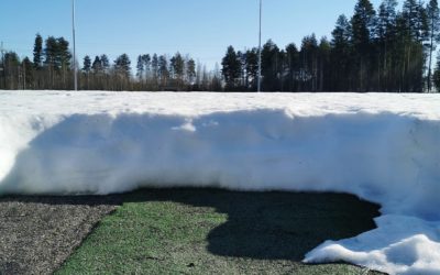 Koko Joensuun futiskansan lumitalkoot Koillispuiston tekonurmella sunnuntaina!